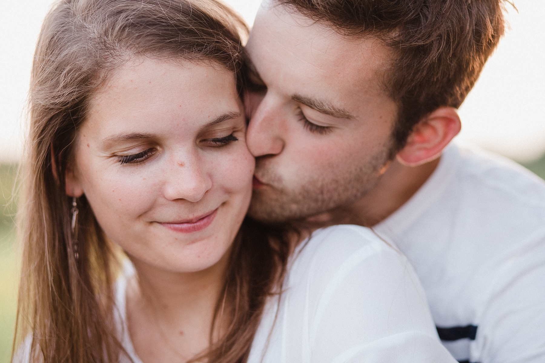 esession couple shooting before wedding